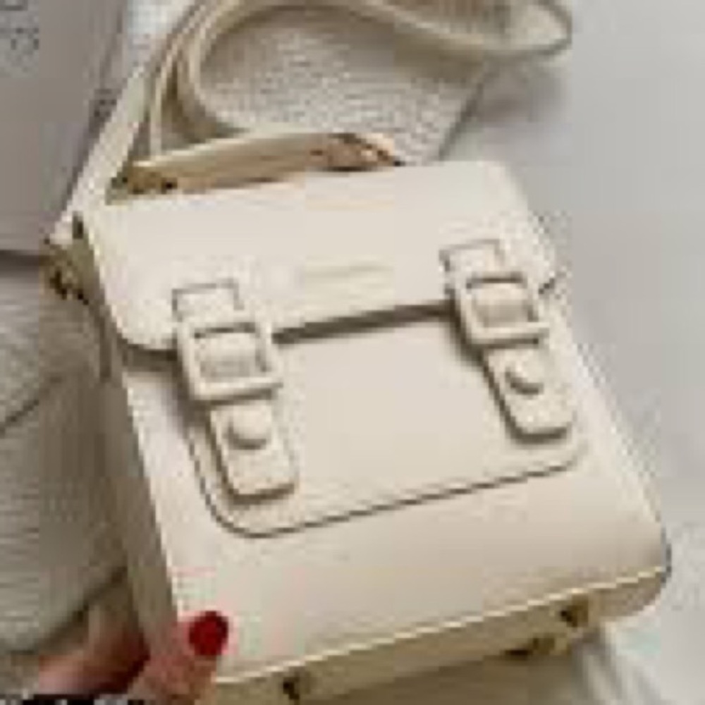 Trendy Flip Backpack / Handbag With 3 Snap Closure - Picture 8 of 8